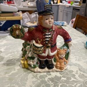Teapot soldier Christmas Fitz & Floyd